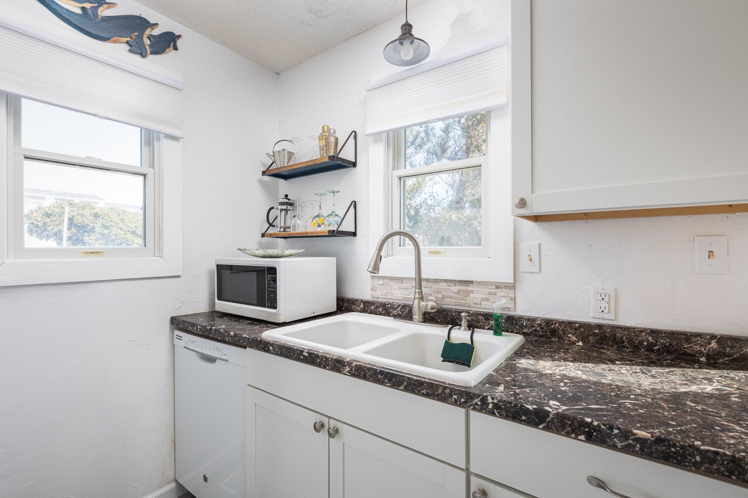 Oceanside -3bdr 2ba-walk To Beach! Hébergement de vacances *