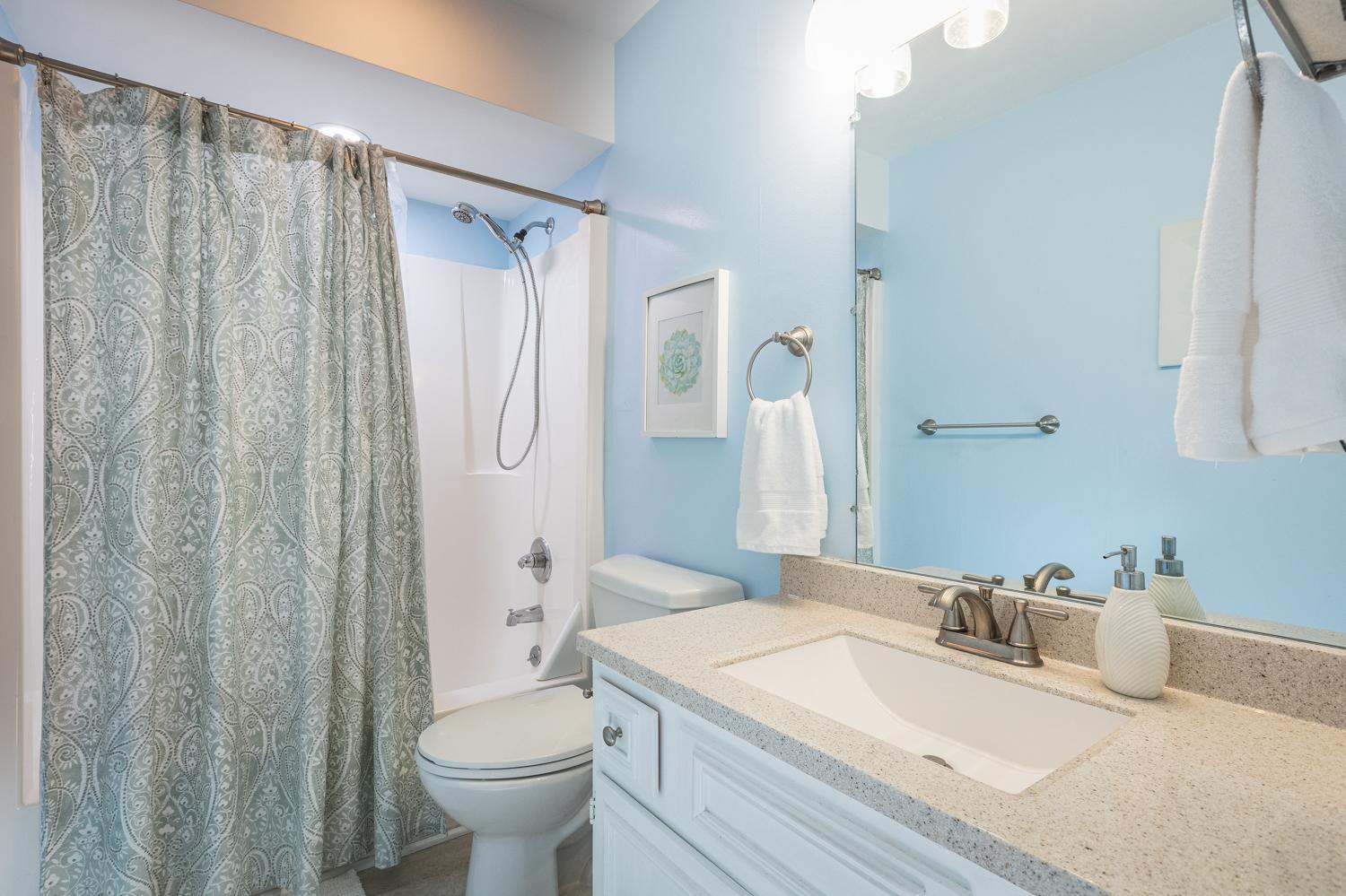 Oceanside -3bdr 2ba-walk To Beach! Hébergement de vacances